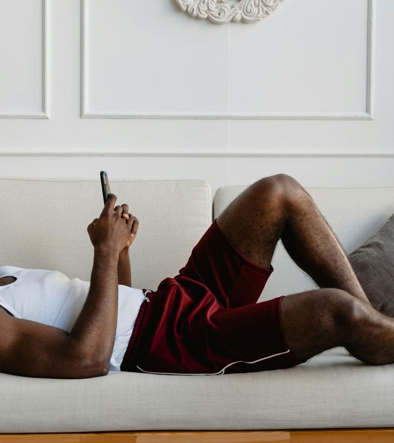 Digital representation of eye comfort and healthy wellness routine